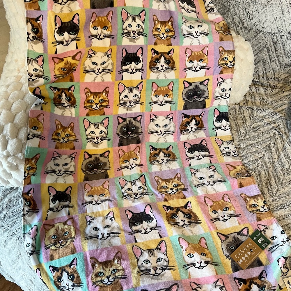 Cat Faces Bath Towel